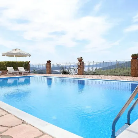 Villa Irida, Morfeas, Ariadni Nydri (Lefkada)
